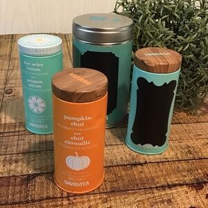 ♥️5/25$ David’s Tea tins